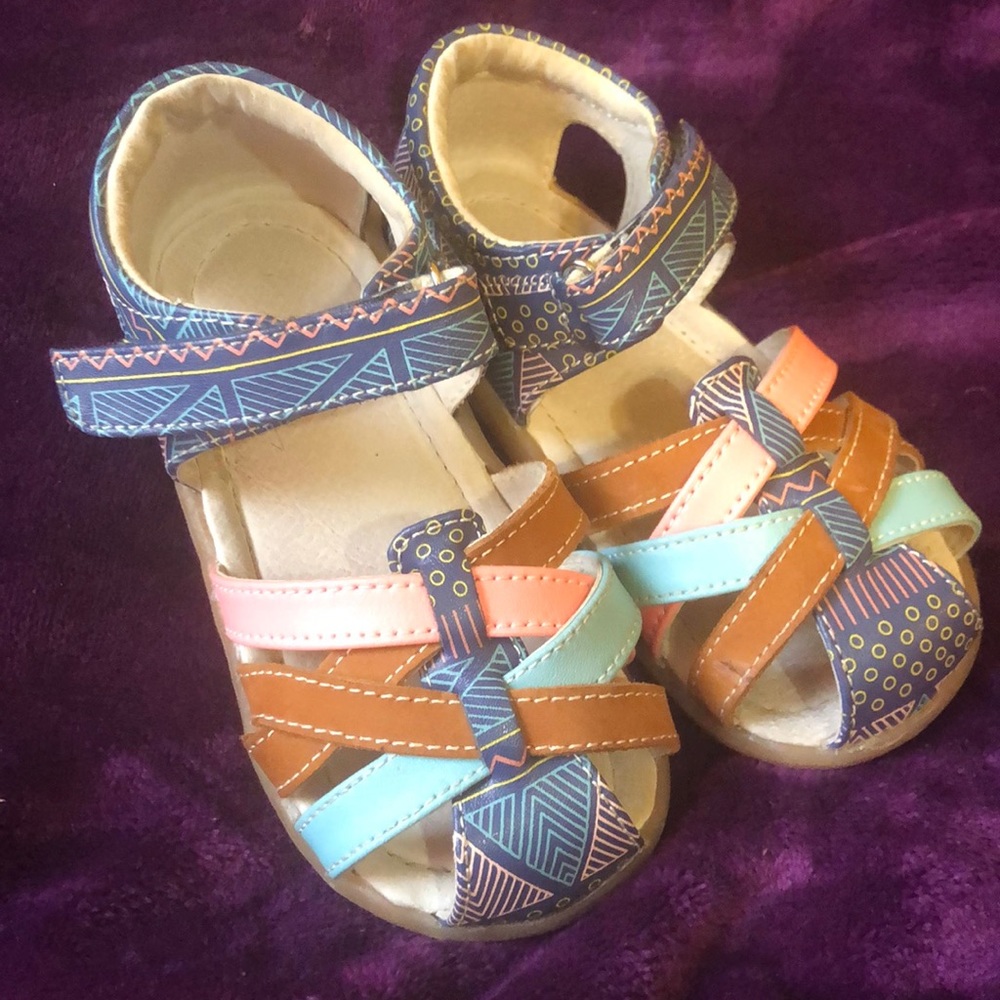 See also Run Toddler Girl Sandals